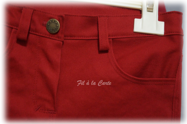 Jeans rouge 6a+2