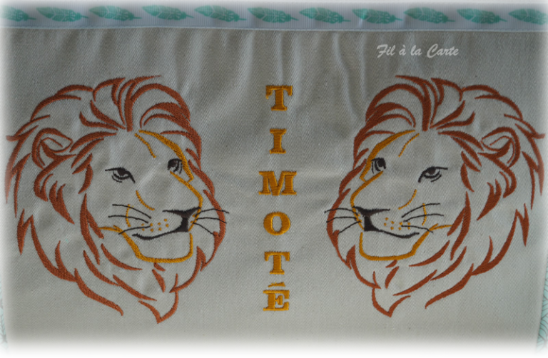 Sac voyage trousse lions3