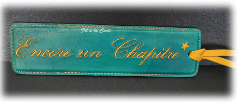 Trousse livre et marque page6