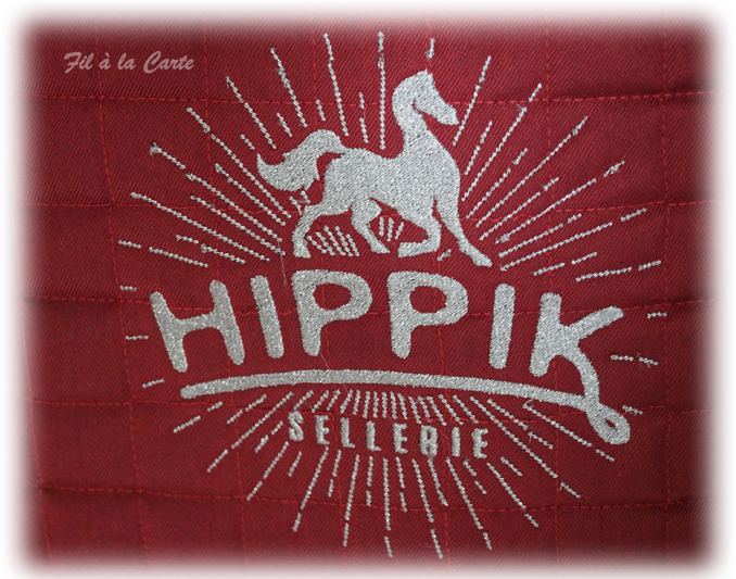 Tapis brodé Hippik2